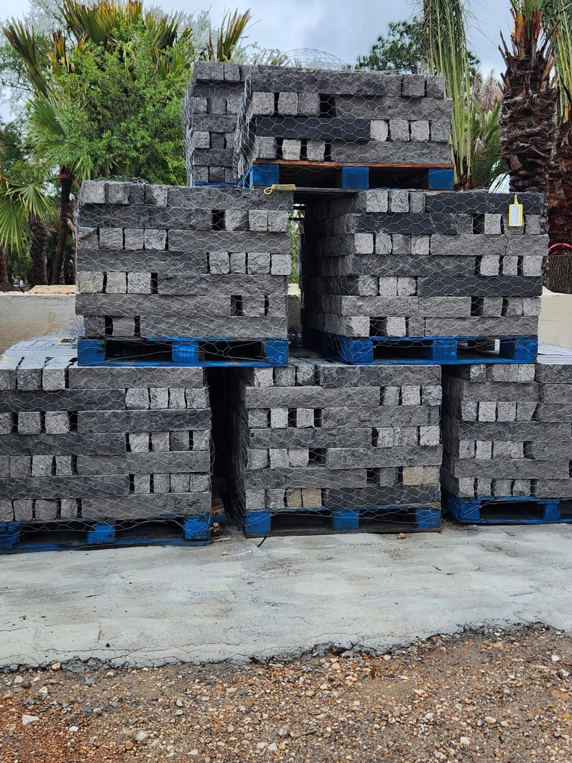 Chuys Landscaping (28)